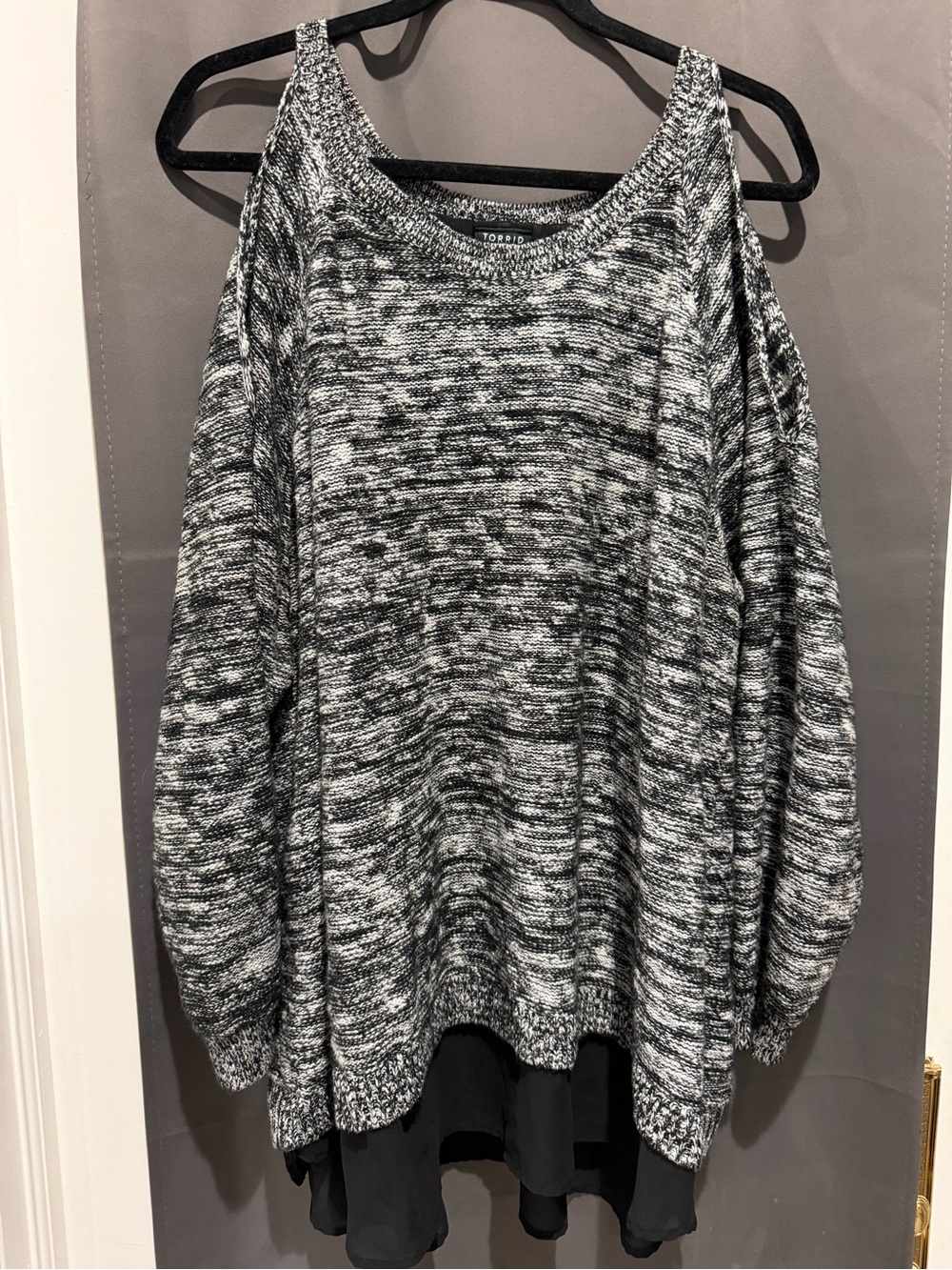 Torrid Black & White Marled Off-Shoulder Sweater (worn once)